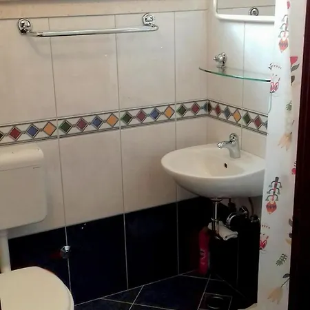 Apartamento With Parking Space - 22633 Makarska