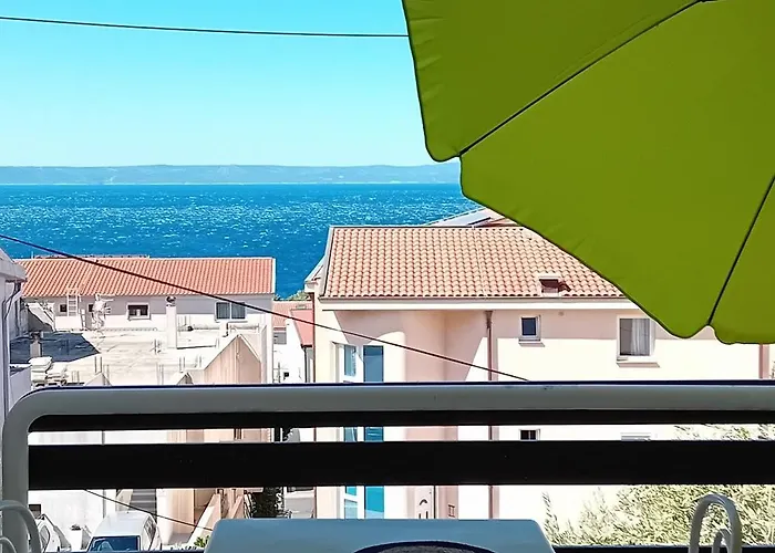 Apartment With Parking Space - 22633 *