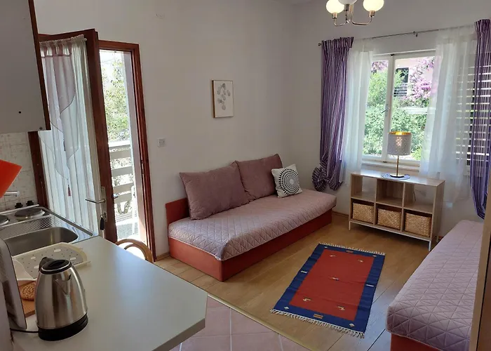 Apartament With Parking Space - 22633 *